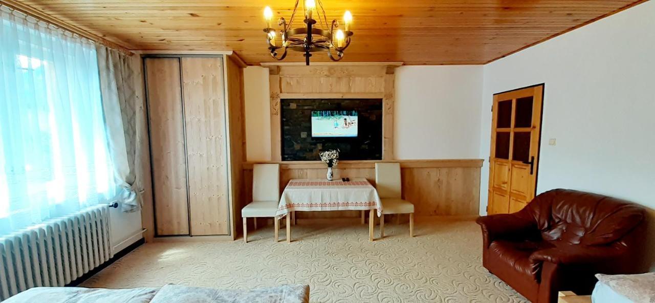 Apartman Astra V Zdiari Dış mekan fotoğraf